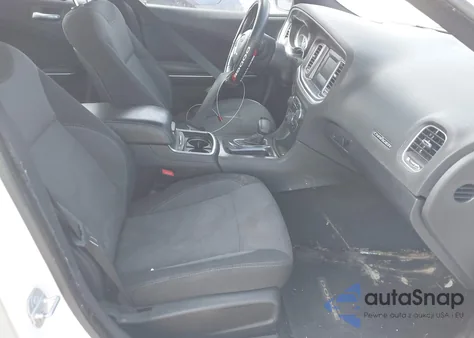 2015 Dodge Charger Se z USA, uszkodzony, nr VIN 2C3CDXBG6FH893305